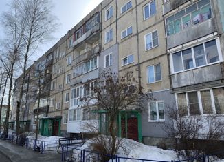 Продам однокомнатную квартиру, 30 м2, Тутаев, Комсомольская улица, 85
