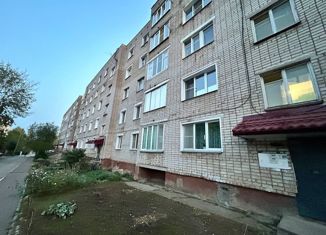 Продаю двухкомнатную квартиру, 50.4 м2, Киров, улица Пушкина, 32А