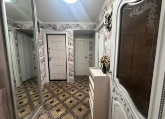 Продаю 3-ком. квартиру, 60 м2, Брянск, улица Костычева, 53, Советский район