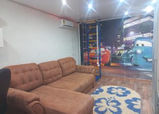 Двухкомнатная квартира на продажу, 48.7 м2, поселок Ягодный, Железнодорожная улица, 14