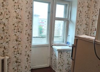 Продается 1-комнатная квартира, 34 м2, Кумертау, улица Калинина, 4Б