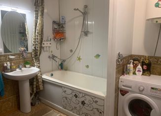 Продам 3-комнатную квартиру, 100.9 м2, посёлок Октябрьский, Советская улица, 1А