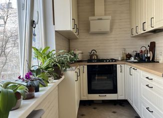 Продается 3-комнатная квартира, 65.2 м2, Санкт-Петербург, Дальневосточный проспект, 46/28, метро Ломоносовская