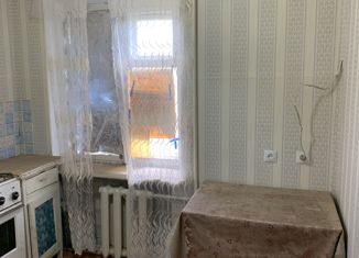 Продам 1-ком. квартиру, 31.7 м2, Нефтекумск, 1-й микрорайон, 22