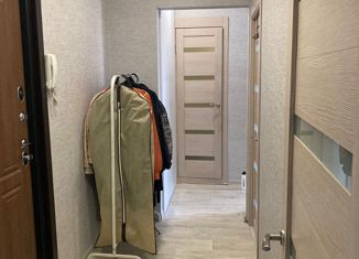 Продаю 2-ком. квартиру, 54 м2, Новосибирск, улица Демакова, 18, улица Демакова