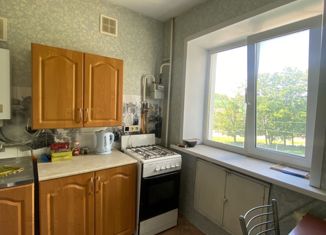 Продам 2-комнатную квартиру, 45 м2, Псковская область, Кузнецкая улица, 5