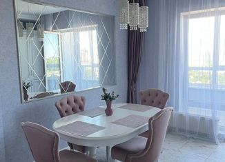 Продам трехкомнатную квартиру, 98.3 м2, Рязань, улица Чкалова, 18, ЖК Фамилия