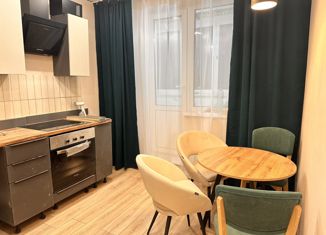 Однокомнатная квартира на продажу, 39 м2, Москва, улица Амундсена, 5, улица Амундсена