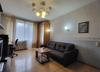 Продам трехкомнатную квартиру, 55 м2, Москва, Комсомольский проспект, 30, Комсомольский проспект
