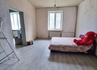 Продаю комнату, 80 м2, Луга, улица Виктора Пислегина, 33