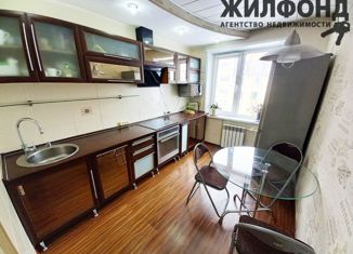 Продажа 4-комнатной квартиры, 77.5 м2, Петропавловск-Камчатский, улица Академика Королёва, 35, микрорайон Горизонт-Юг