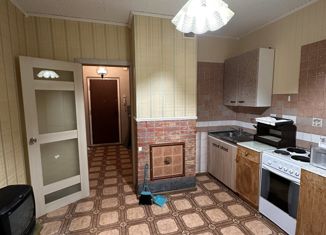 Продаю 1-ком. квартиру, 39 м2, Москва, Мячковский бульвар, 20к2, метро Марьино