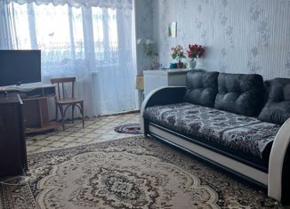 Трехкомнатная квартира на продажу, 57 м2, Дюртюли, улица Василия Горшкова, 7