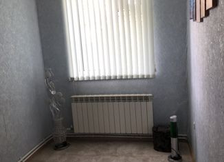 Продаю 3-комнатную квартиру, 44 м2, село Яшалта, улица 50 лет Октября, 106