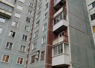 Продается 3-ком. квартира, 65 м2, Новокузнецк, улица Тольятти, 76