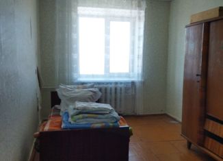 Продаю 3-комнатную квартиру, 61 м2, село Серафимовский, улица Гафури, 12