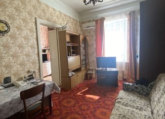 Продажа трехкомнатной квартиры, 68 м2, Саратов, улица имени И.С. Кутякова, 154
