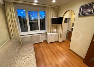 Продаю 2-комнатную квартиру, 45 м2, Москва, улица Генерала Антонова, 10, улица Генерала Антонова