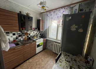 Продаю трехкомнатную квартиру, 56.6 м2, Новокузнецк, улица Тореза, 46