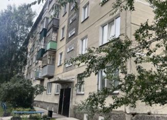 Продается трехкомнатная квартира, 57.8 м2, село Криводановка, Микрорайон, 14