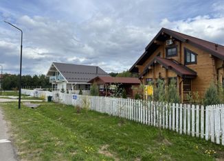 Продается земельный участок, 9.7 сот., деревня Вараксино, улица Центральный Бульвар