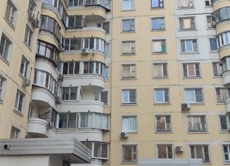 Продам трехкомнатную квартиру, 84.1 м2, Москва, улица Плющева, 15, улица Плющева