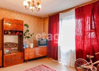 4-ком. квартира на продажу, 77 м2, поселок городского типа Солнечный, Подгорная улица, 15