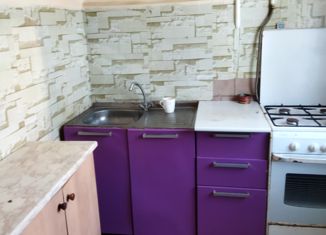 Продаю 2-комнатную квартиру, 50 м2, Темрюк, улица Карла Маркса, 153