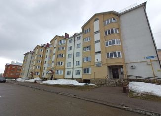 Продам 1-комнатную квартиру, 38.7 м2, Салават, улица Калинина, 108