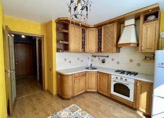 Продажа двухкомнатной квартиры, 52.9 м2, Екатеринбург, улица Менделеева, 18, улица Менделеева