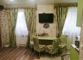 Продажа 3-ком. квартиры, 50.4 м2, село Екатериновка, Партизанская улица, 15