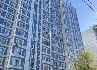 Продажа 3-комнатной квартиры, 72 м2, Москва, улица Раменки, 11к1, улица Раменки