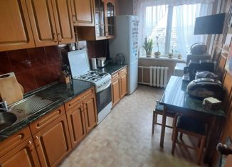 Продается трехкомнатная квартира, 64.7 м2, Волгоград, Пролетарская улица, 31