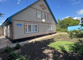 Продаю дом, 394.6 м2, поселок Тюльган, улица Ленина, 39А