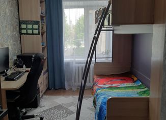 Продам трехкомнатную квартиру, 56.7 м2, посёлок Строитель, микрорайон Северный, 26