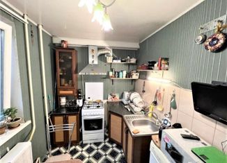 Продажа трехкомнатной квартиры, 60 м2, Петровск, Красноармейская улица, 10/14