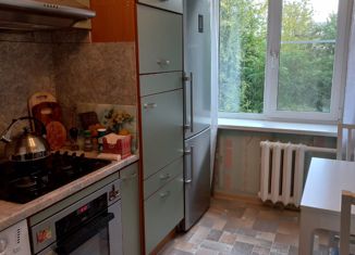 2-комнатная квартира на продажу, 37.3 м2, Москва, улица Короленко, 1к8, улица Короленко