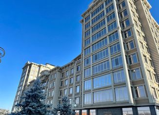 Продаю трехкомнатную квартиру, 170 м2, Нальчик, район Мей, улица Тлостанова, 22