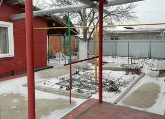 Продам дом, 65 м2, Новошахтинск, улица Радио, 15
