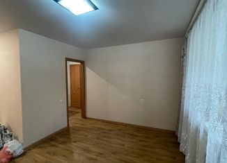 Продается 1-комнатная квартира, 36 м2, Татарстан, проспект Строителей, 3