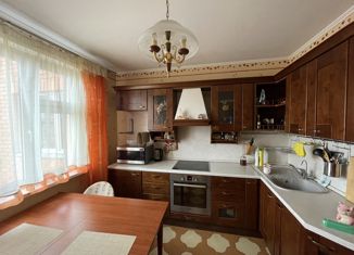 Продам 3-ком. квартиру, 86 м2, Москва, Рабочая улица, 37, Рабочая улица