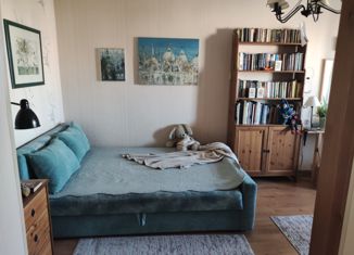 Продажа трехкомнатной квартиры, 68 м2, Санкт-Петербург, аллея Котельникова, 2, метро Пионерская