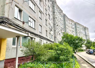 Трехкомнатная квартира на продажу, 65.8 м2, Владивосток, улица Невельского, 1