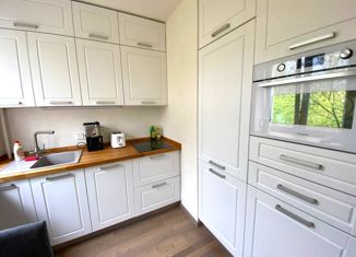 Однокомнатная квартира на продажу, 30.8 м2, Москва, Малая Филёвская улица, 10к2, метро Филёвский парк
