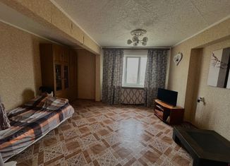 Продам 1-комнатную квартиру, 40 м2, Краснокаменск, 8-й микрорайон, 820