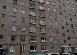 Продаю 3-ком. квартиру, 56 м2, Новоуральск, улица Победы, 28