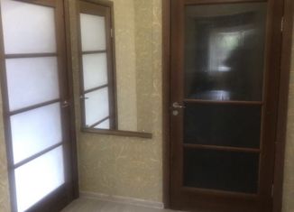 Двухкомнатная квартира в аренду, 56 м2, Екатеринбург, Кленовая улица, 25