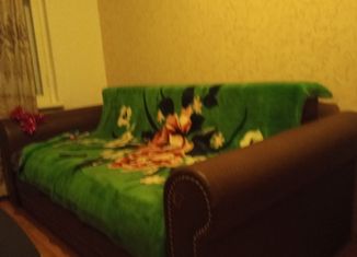 Сдаю комнату, 54 м2, Челябинская область, улица Молодогвардейцев, 44