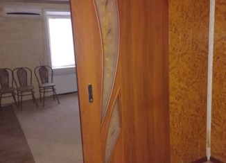 Сдам двухкомнатную квартиру, 30 м2, город Морозовск, улица Ленина, 370