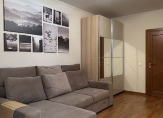Продаю трехкомнатную квартиру, 76 м2, Москва, 7-я Парковая улица, 16к1, 7-я Парковая улица